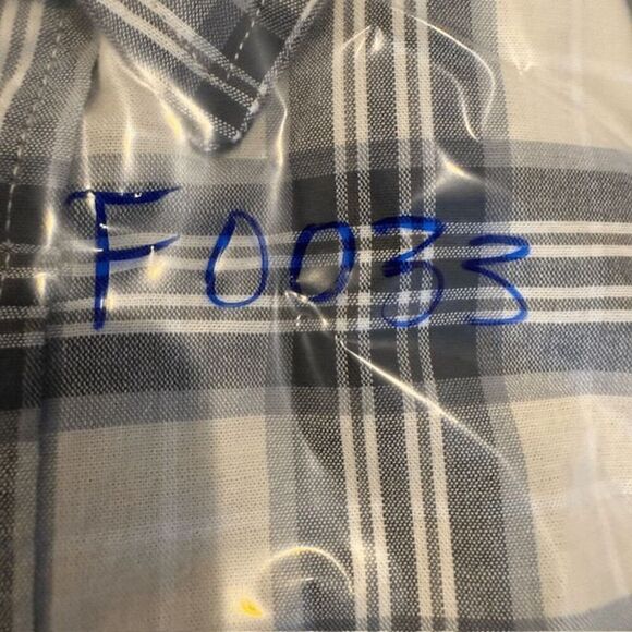 Mutual Weave Men's Button Front Shirt Black Tan Plaid Size XL - Picture 9 of 9